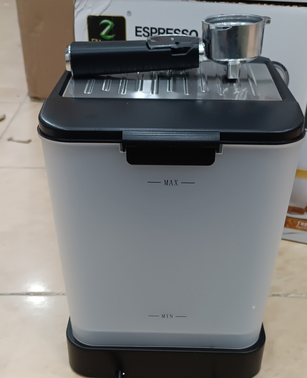 دستگاه اسپرسوساز زیگما مدل KJ60B با 18ماه گارنتی